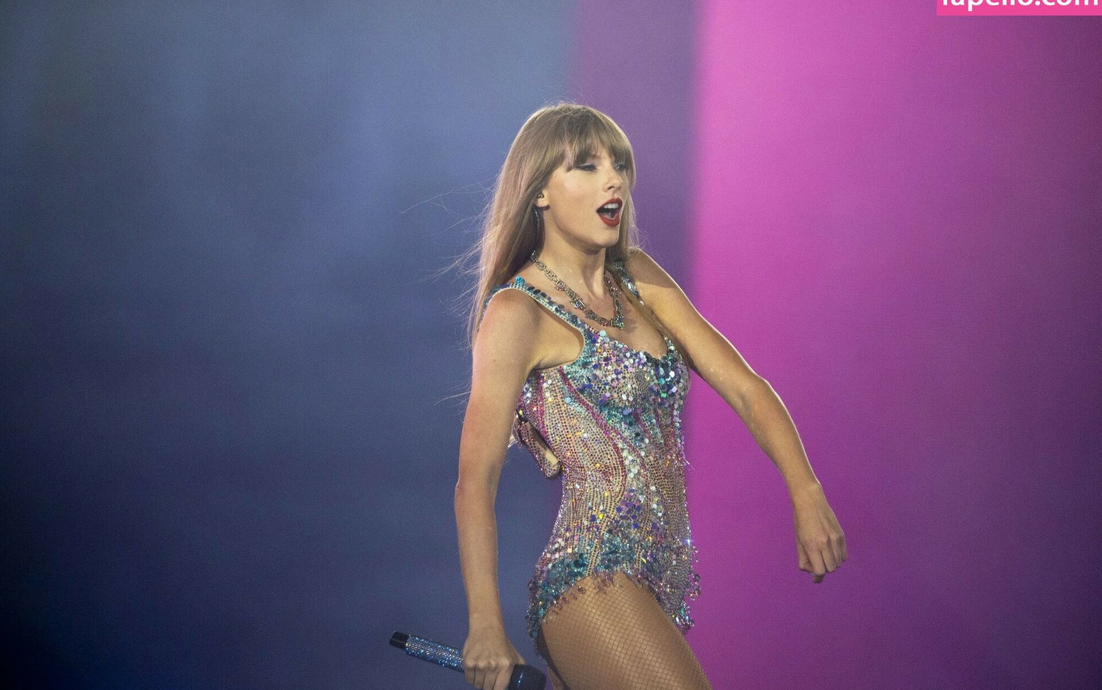 taylor-swift gallery photo #5680
