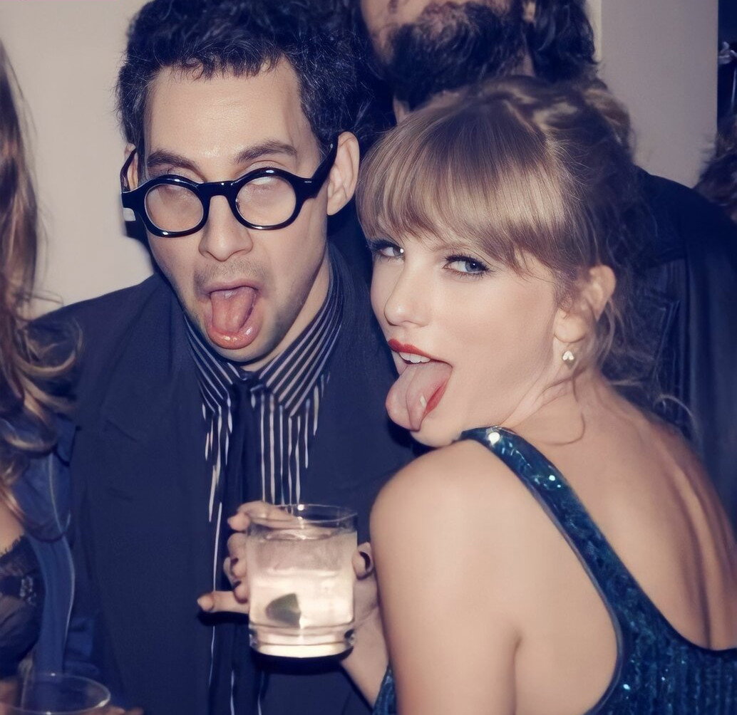 taylor-swift gallery photo #6418