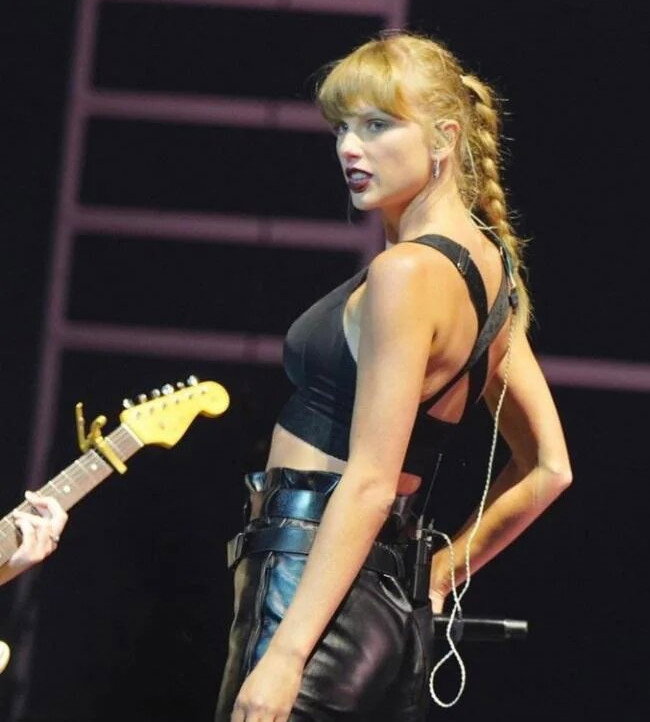 taylor-swift gallery photo #6966