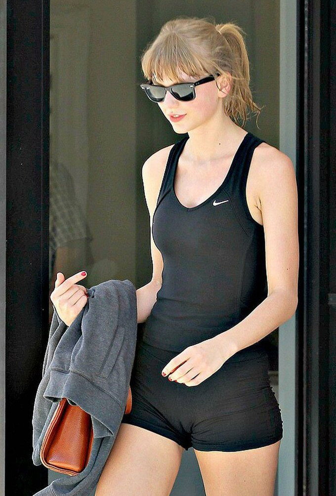 taylor-swift gallery photo #6972