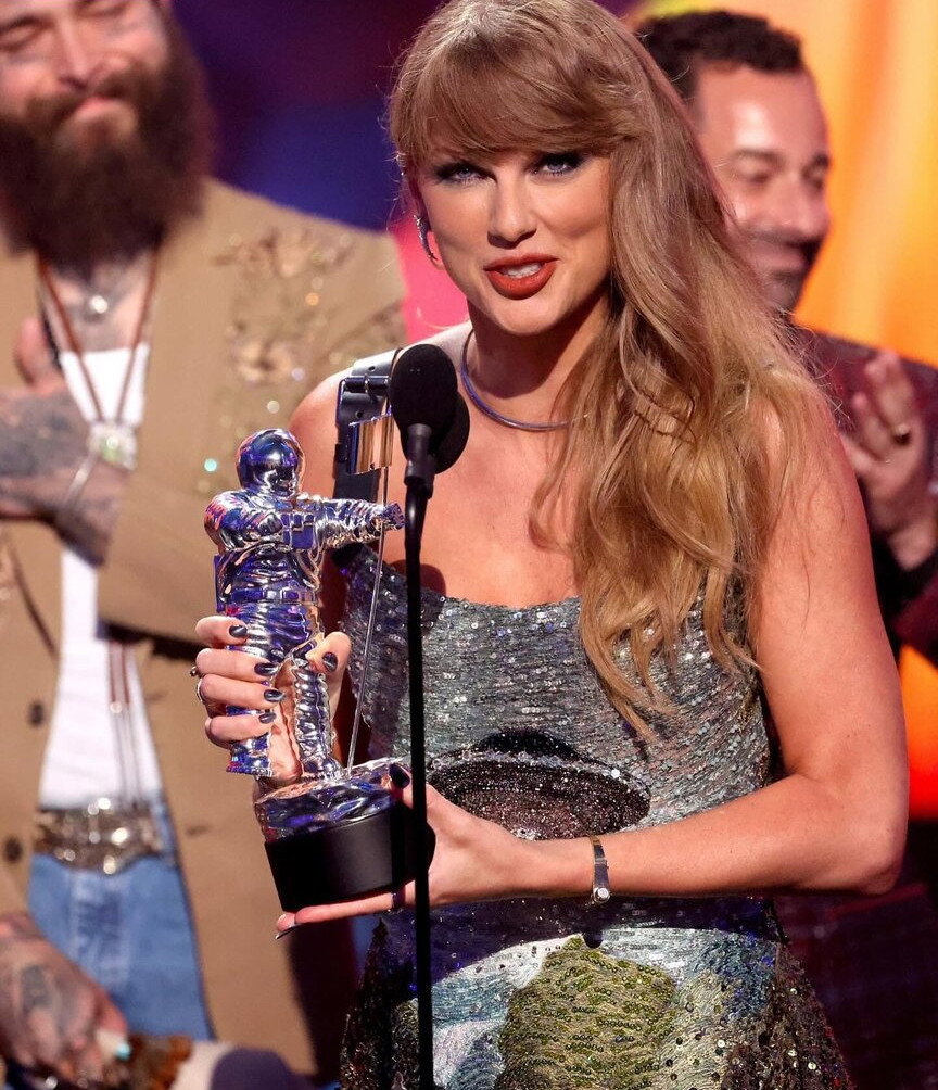 taylor-swift gallery photo #827