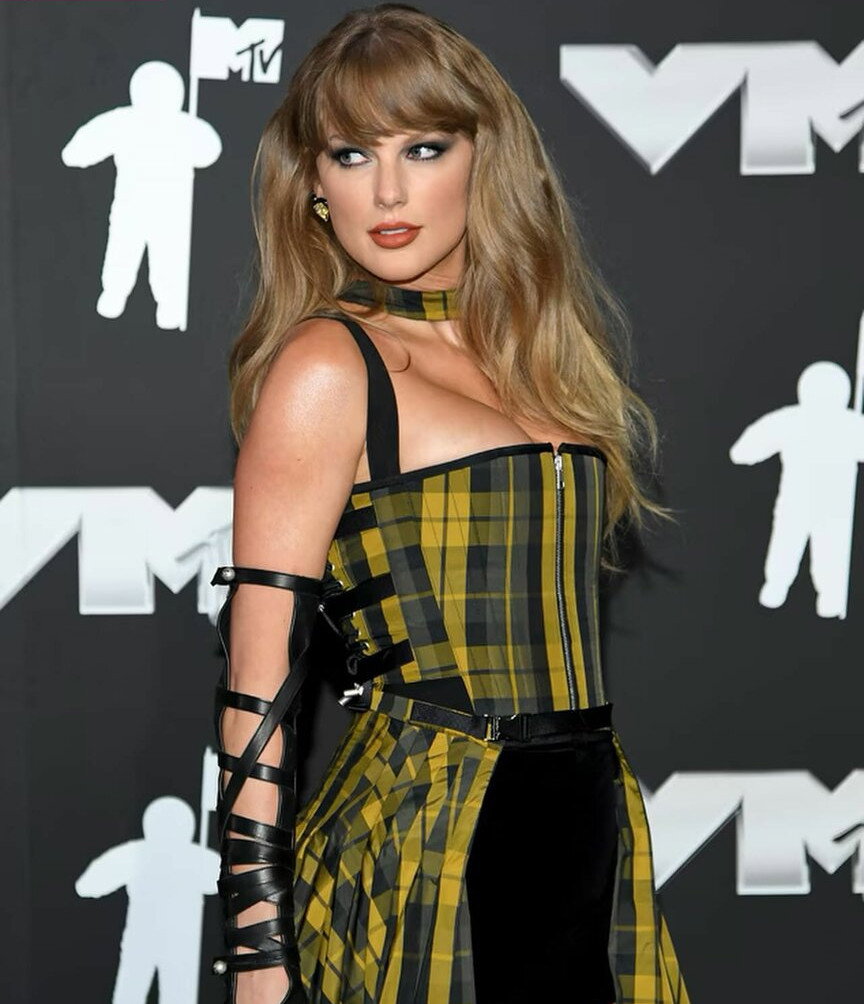 taylor-swift gallery photo #833