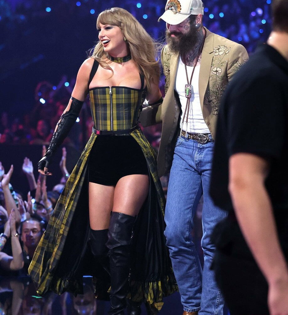 taylor-swift gallery photo #840