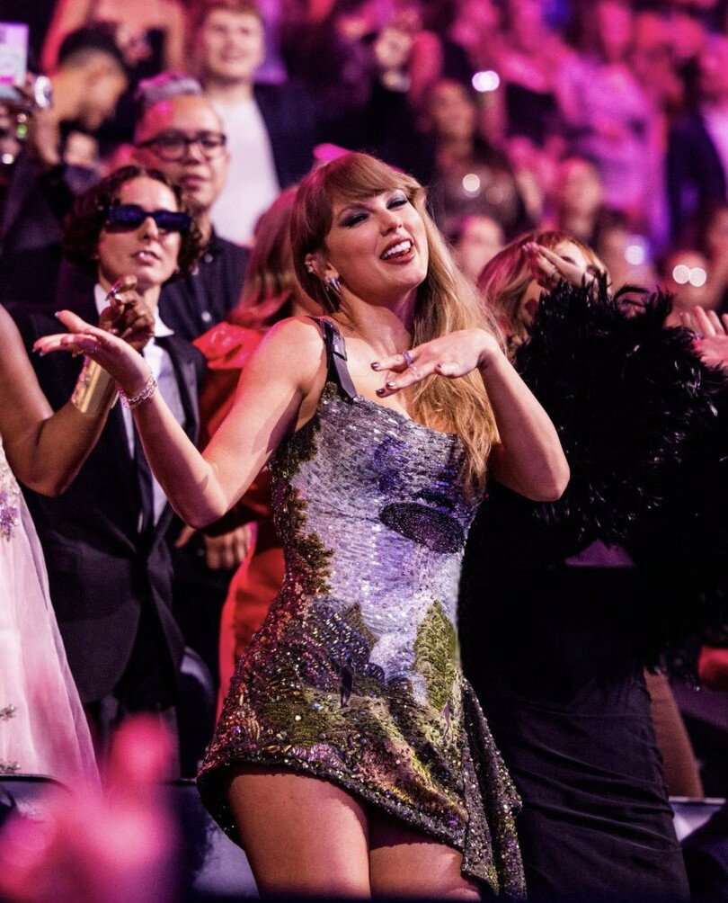 taylor-swift gallery photo #855