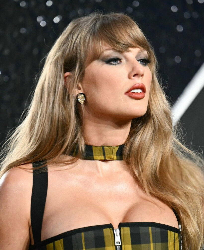 taylor-swift gallery photo #863
