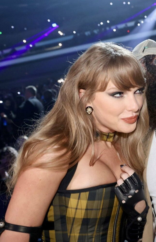 taylor-swift gallery photo #865
