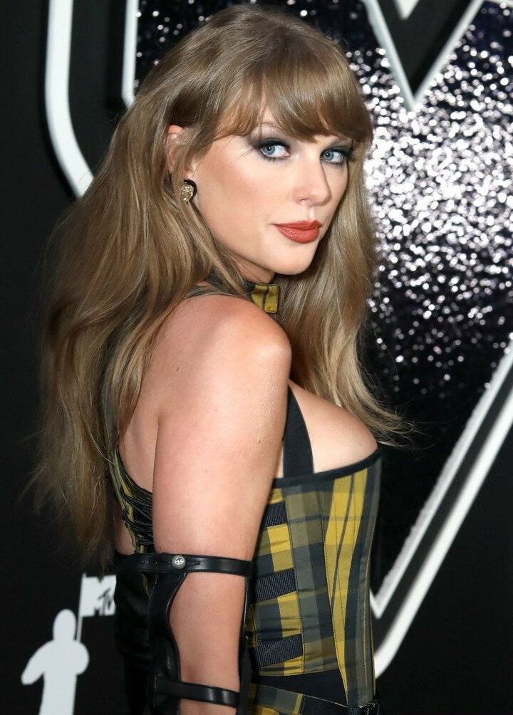 taylor-swift gallery photo #866