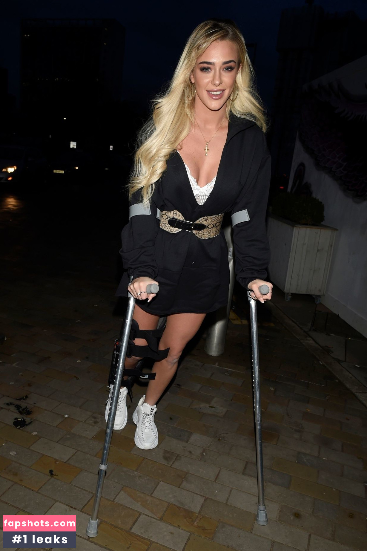 Taylor Ward gallery photo #16