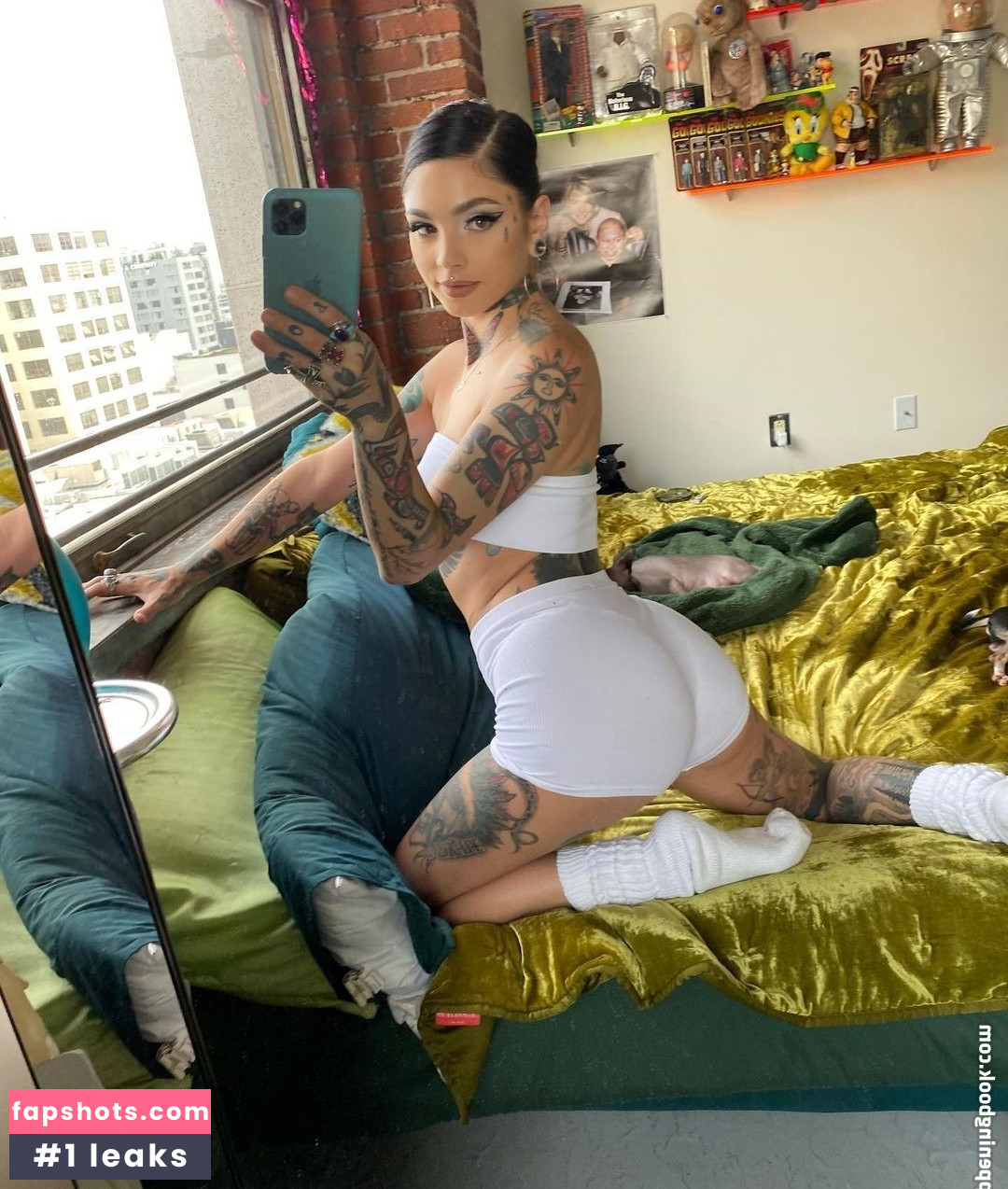 Taylor White gallery photo #252