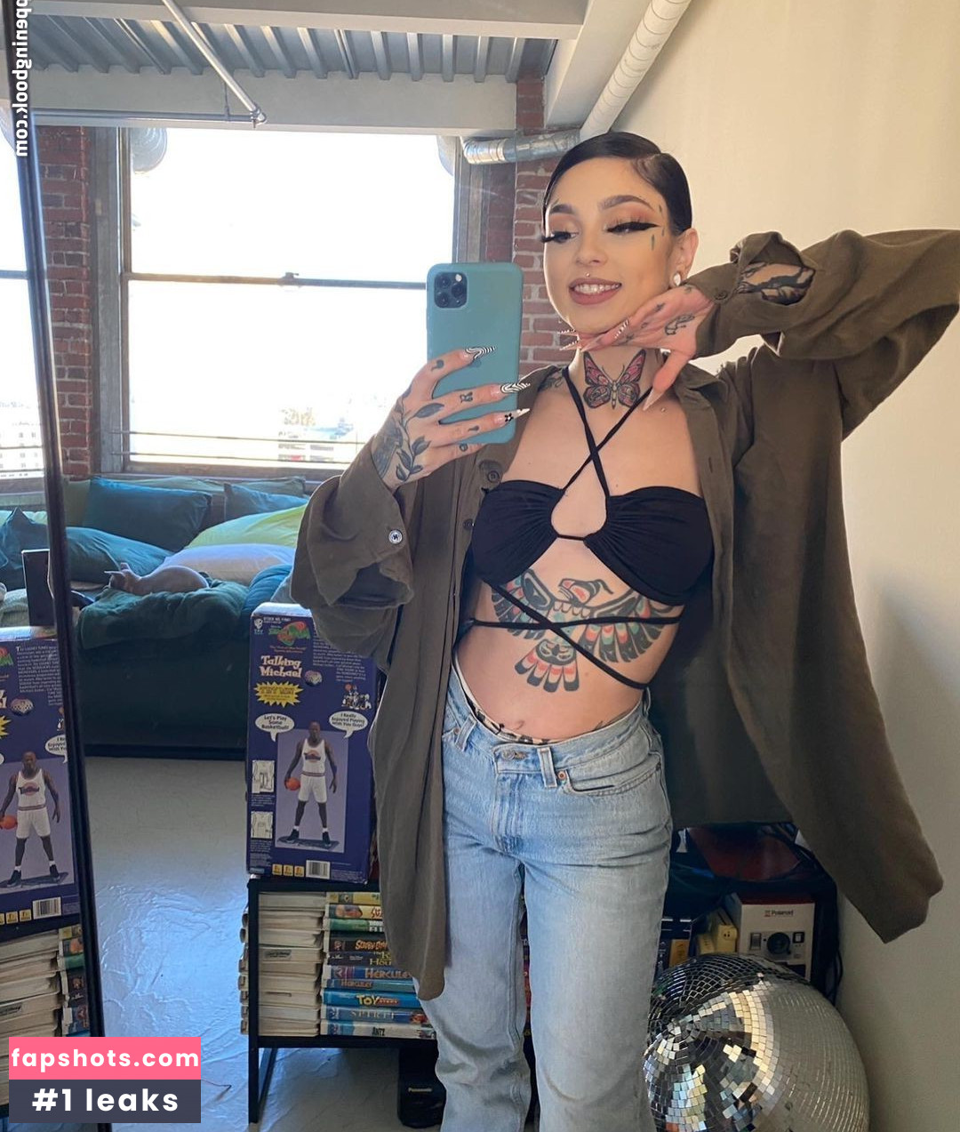 Taylor White gallery photo #282