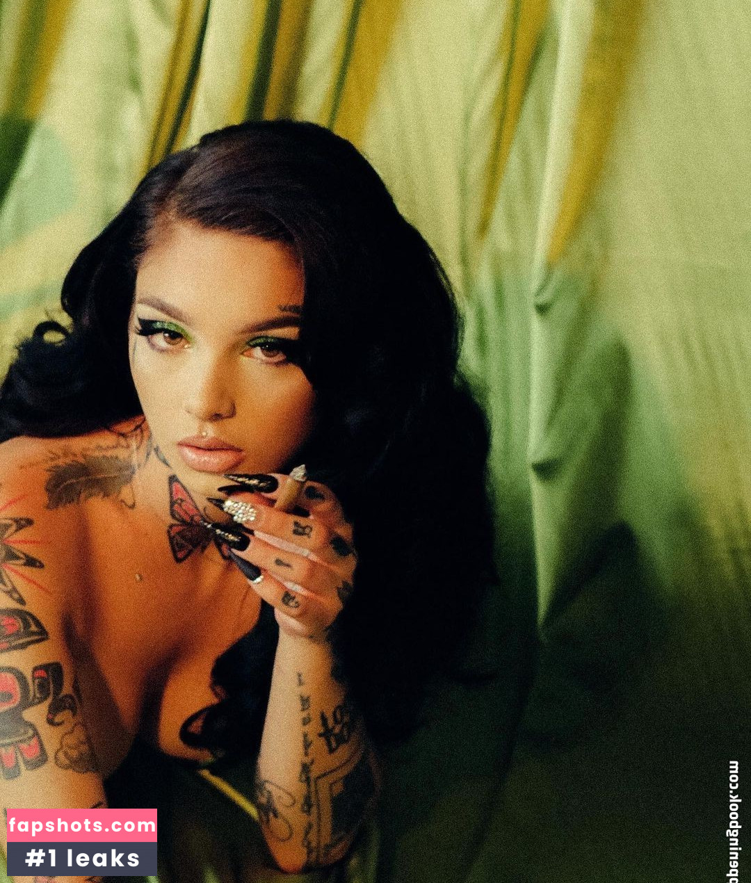 Taylor White gallery photo #290