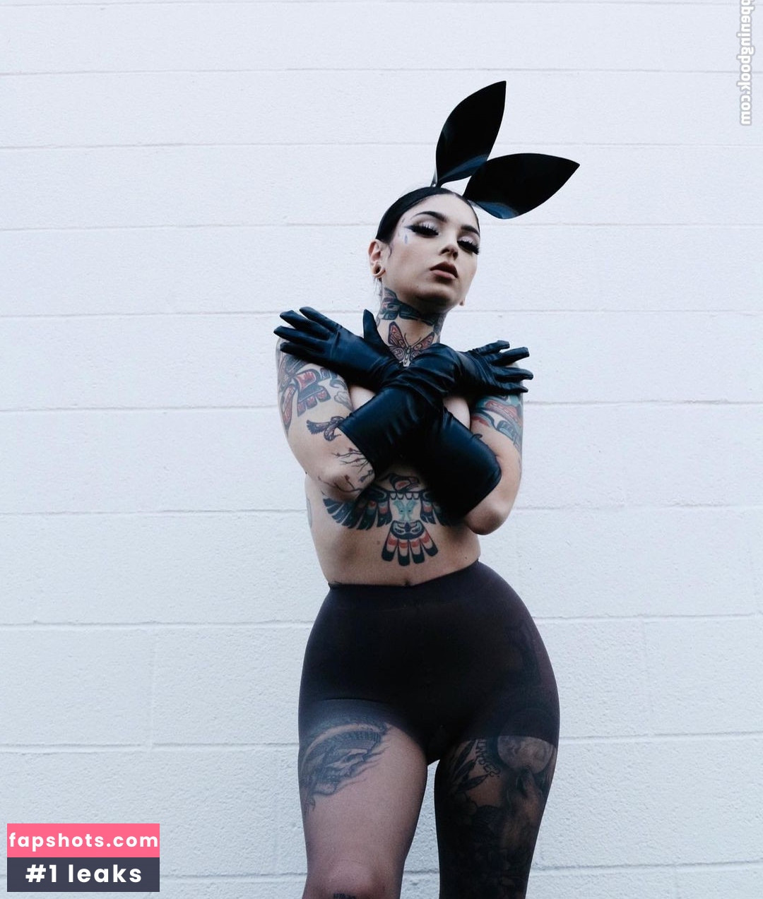 Taylor White gallery photo #325