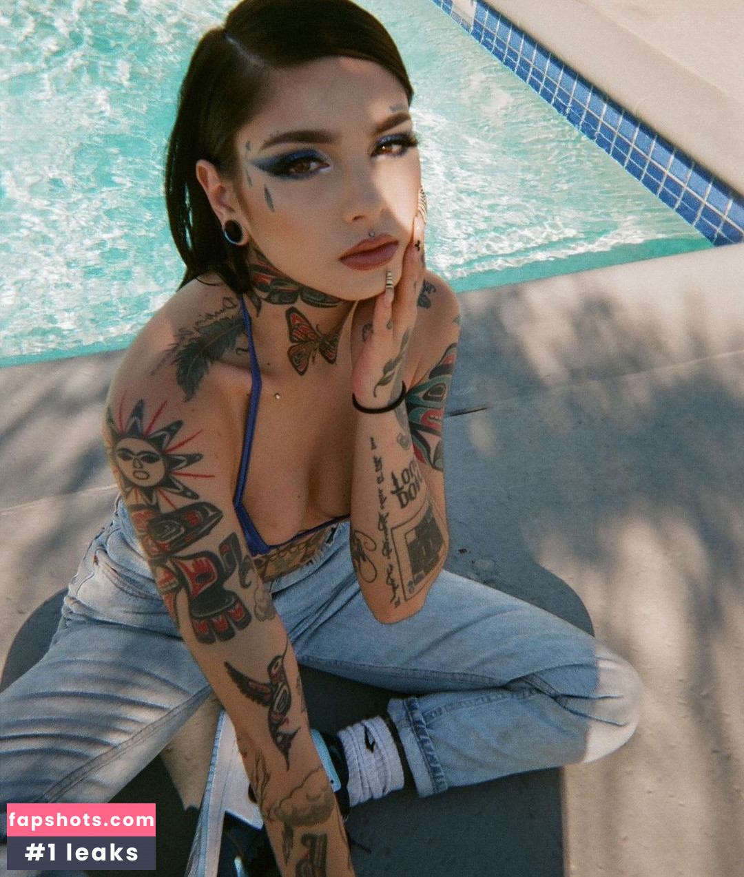 Taylor White gallery photo #366