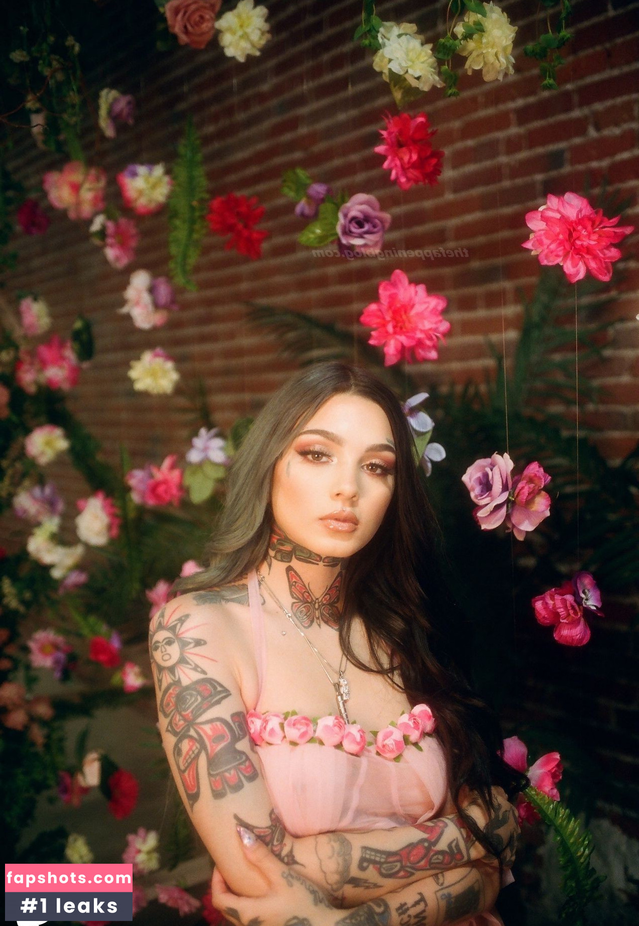 Taylor White gallery photo #387