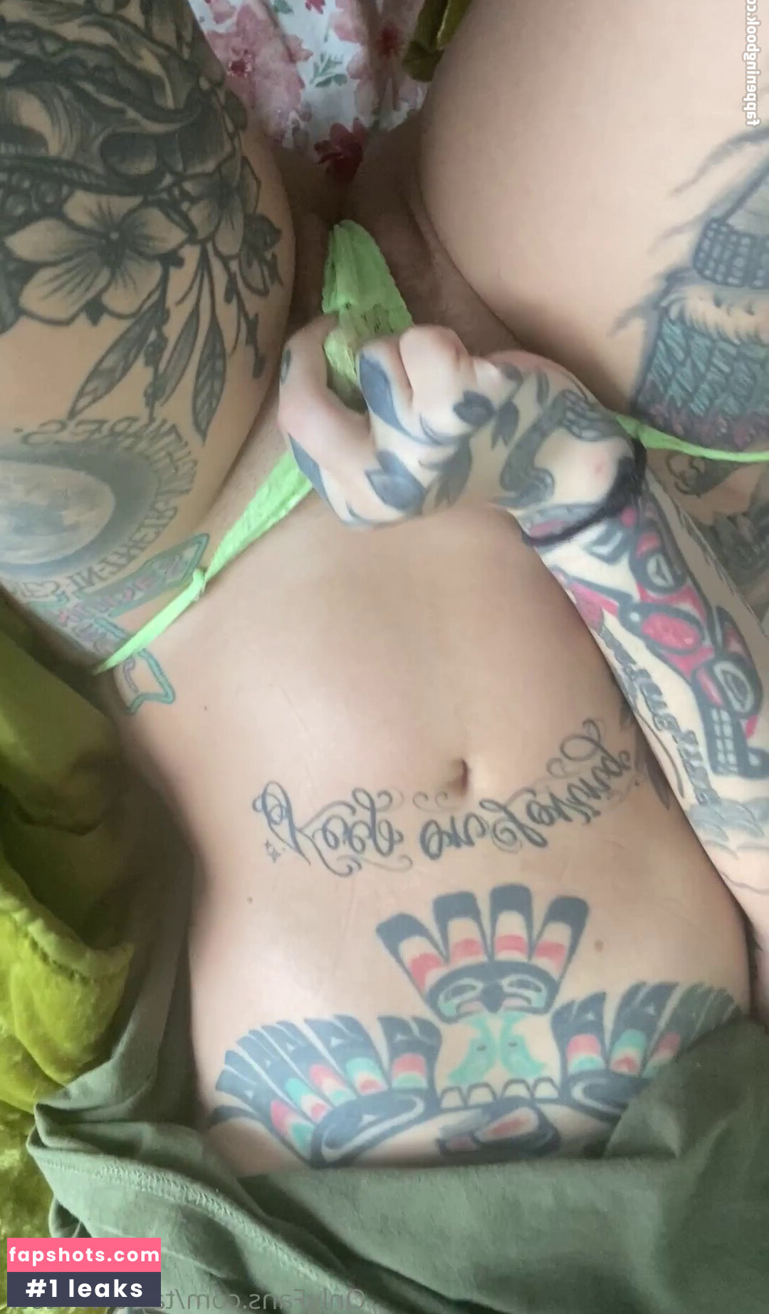 Taylor White gallery photo #42