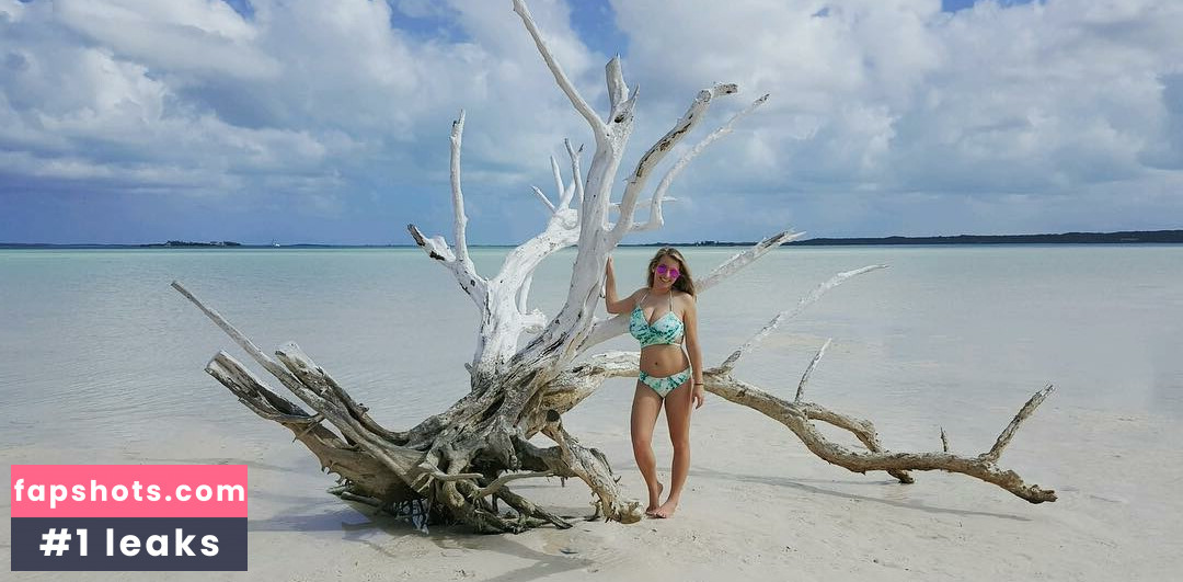 Taylor Z gallery photo #5