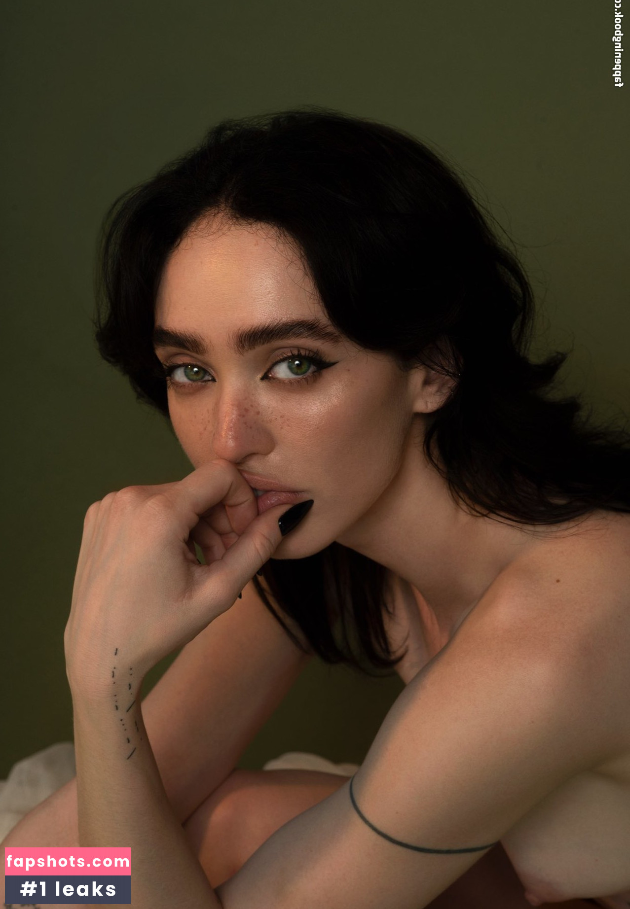 Taylor Zahn gallery photo #47