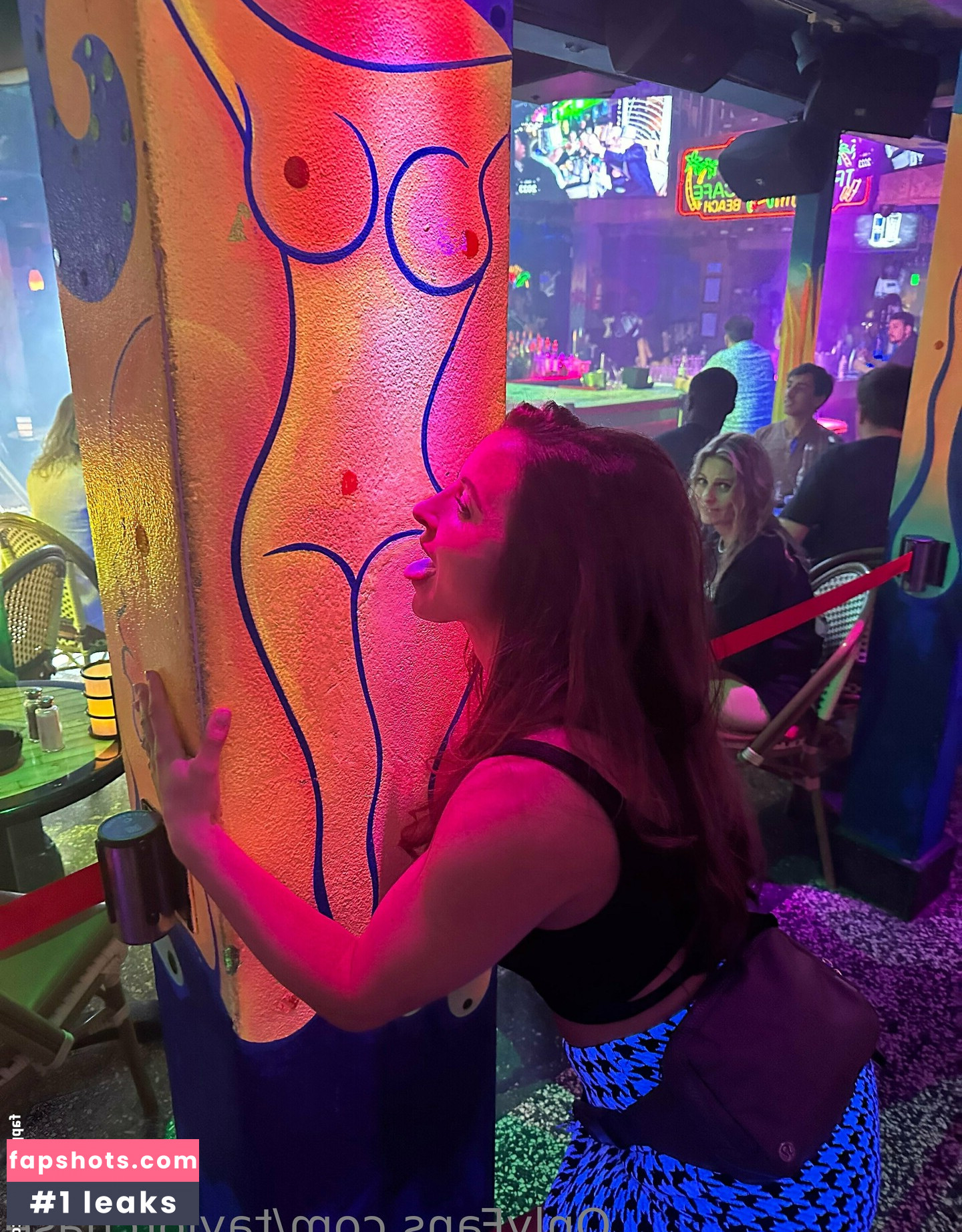 taylorchase gallery photo #3