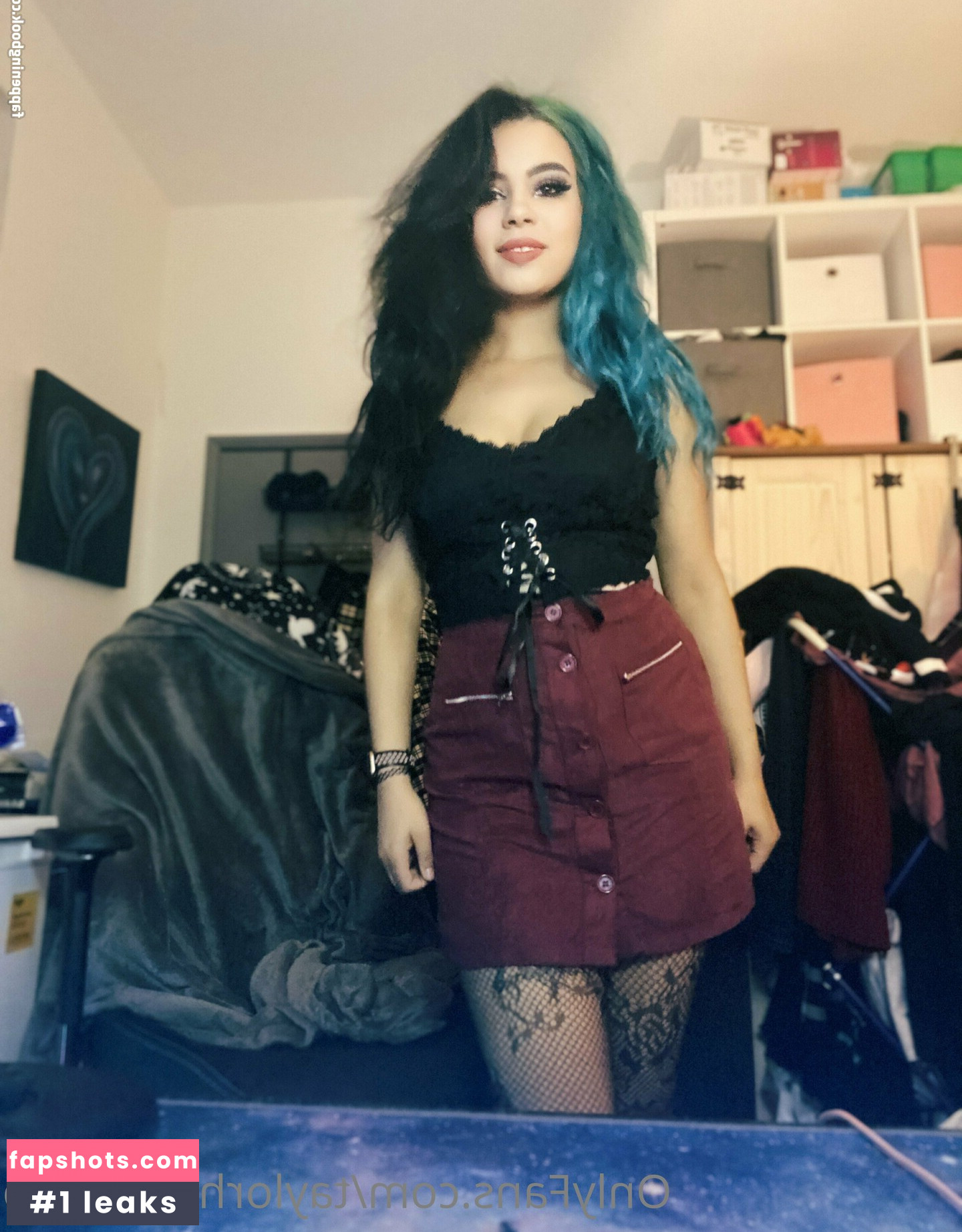 taylorhenriesvip gallery photo #35