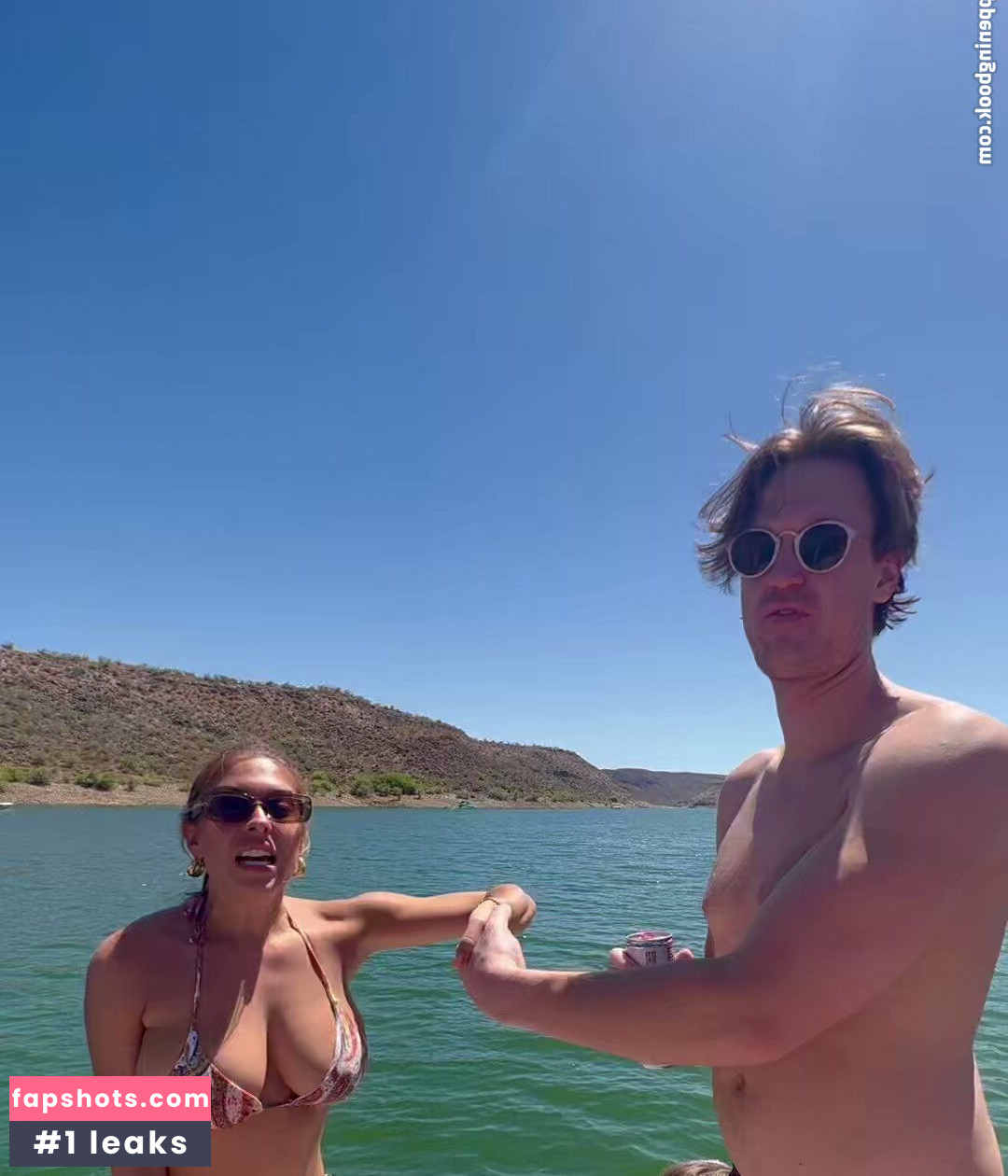 Taylormathis gallery photo #11