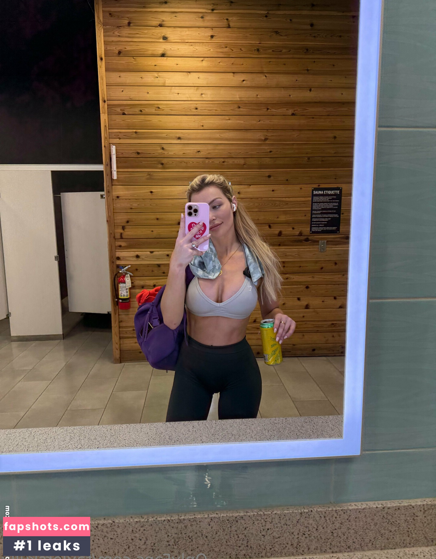 taylorskully gallery photo #21