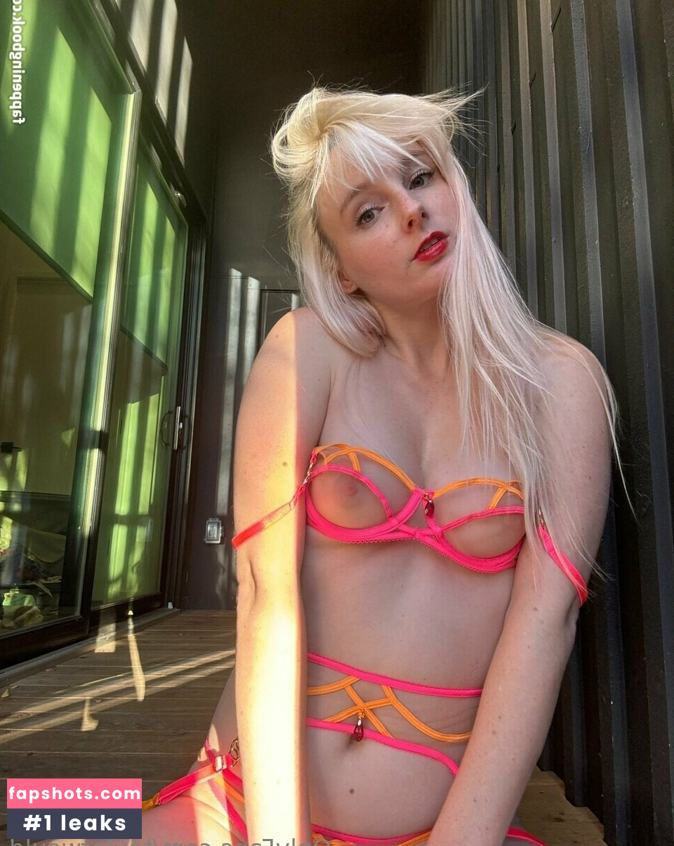 TaylorWould gallery photo #4