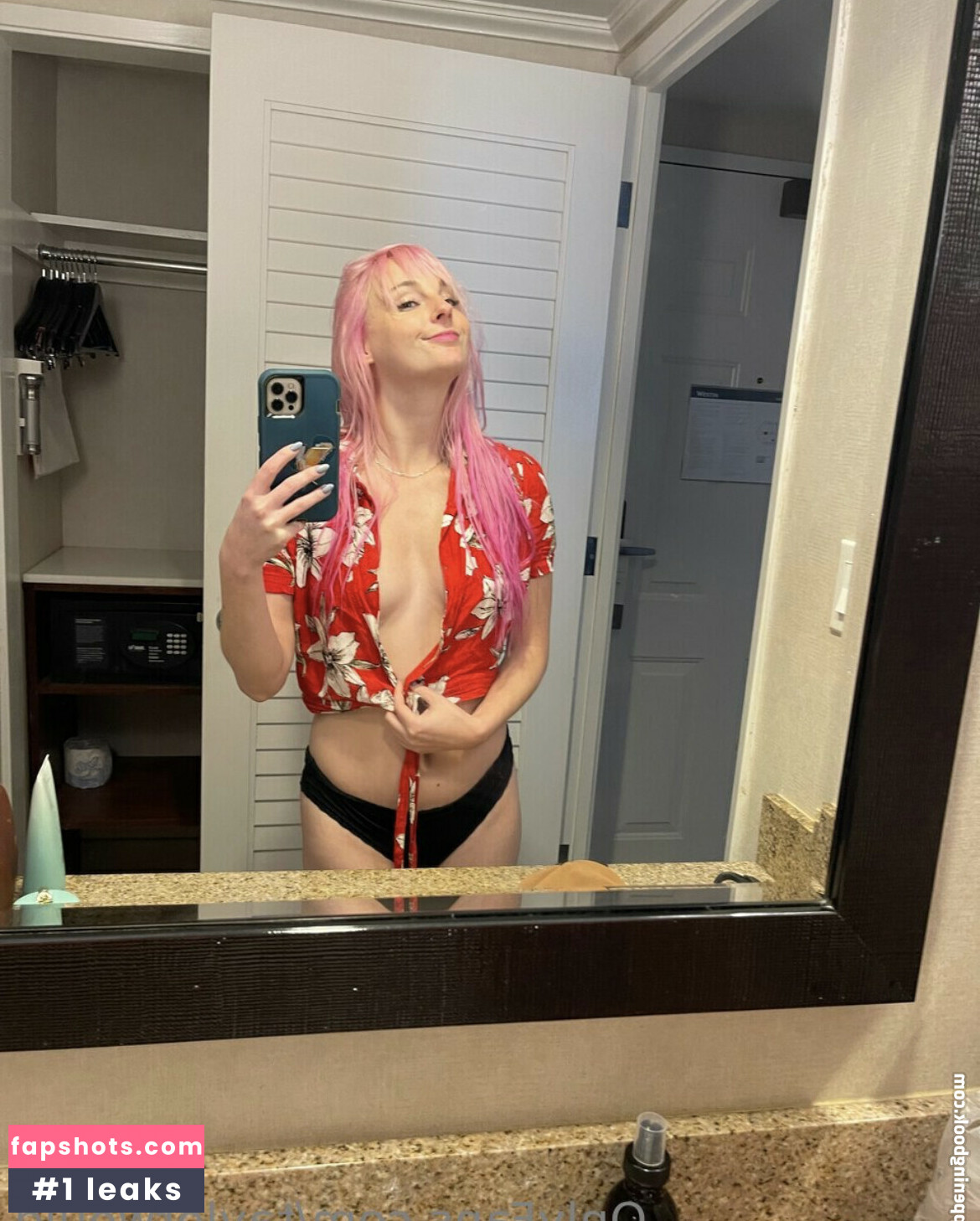 TaylorWould gallery photo #91