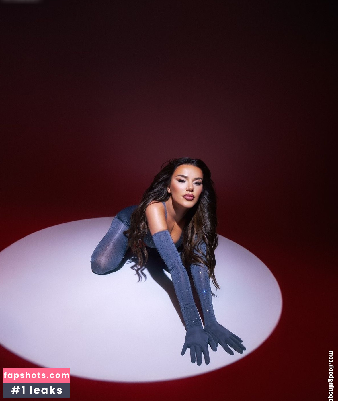 Tayna gallery photo #20