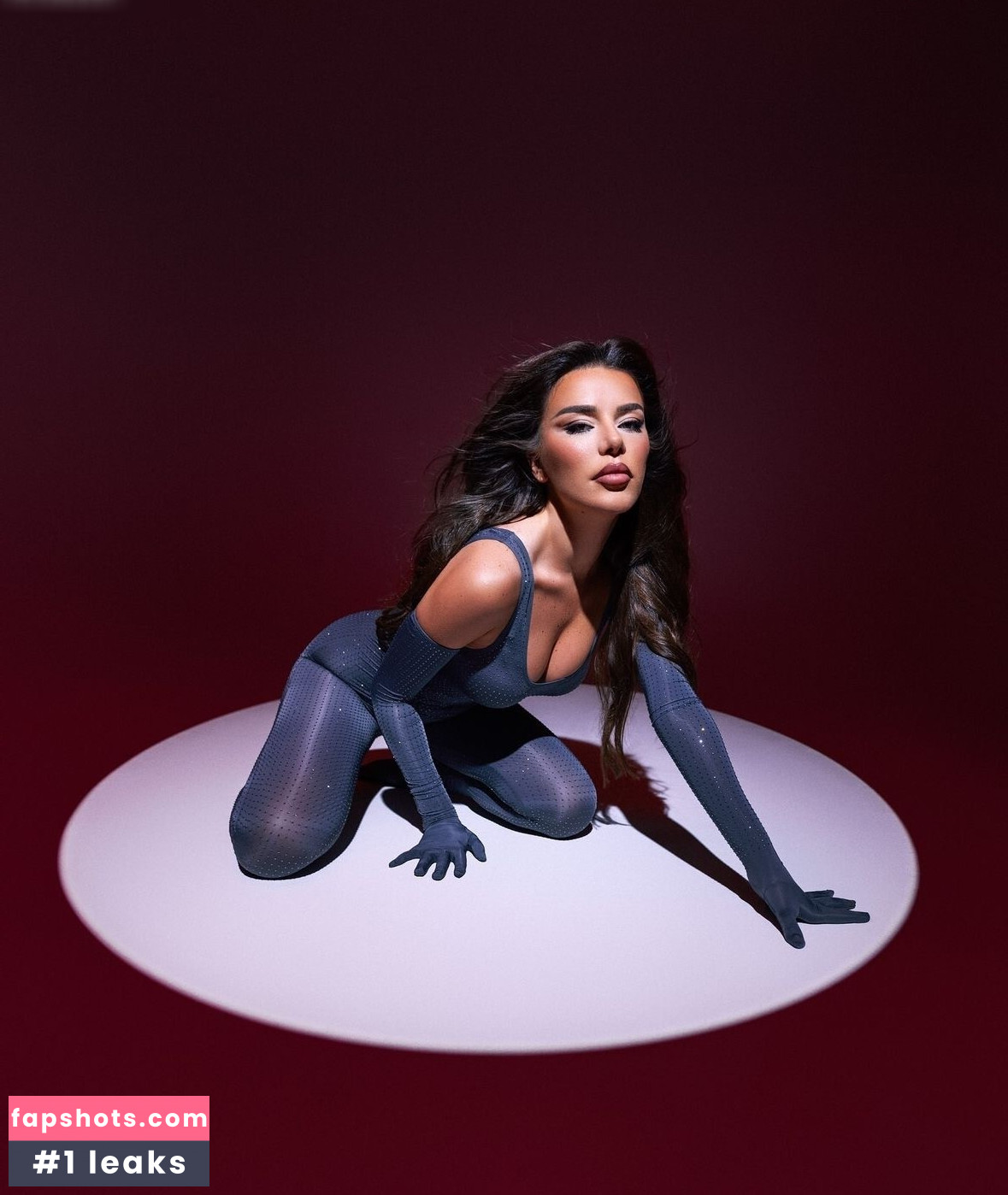 Tayna gallery photo #23