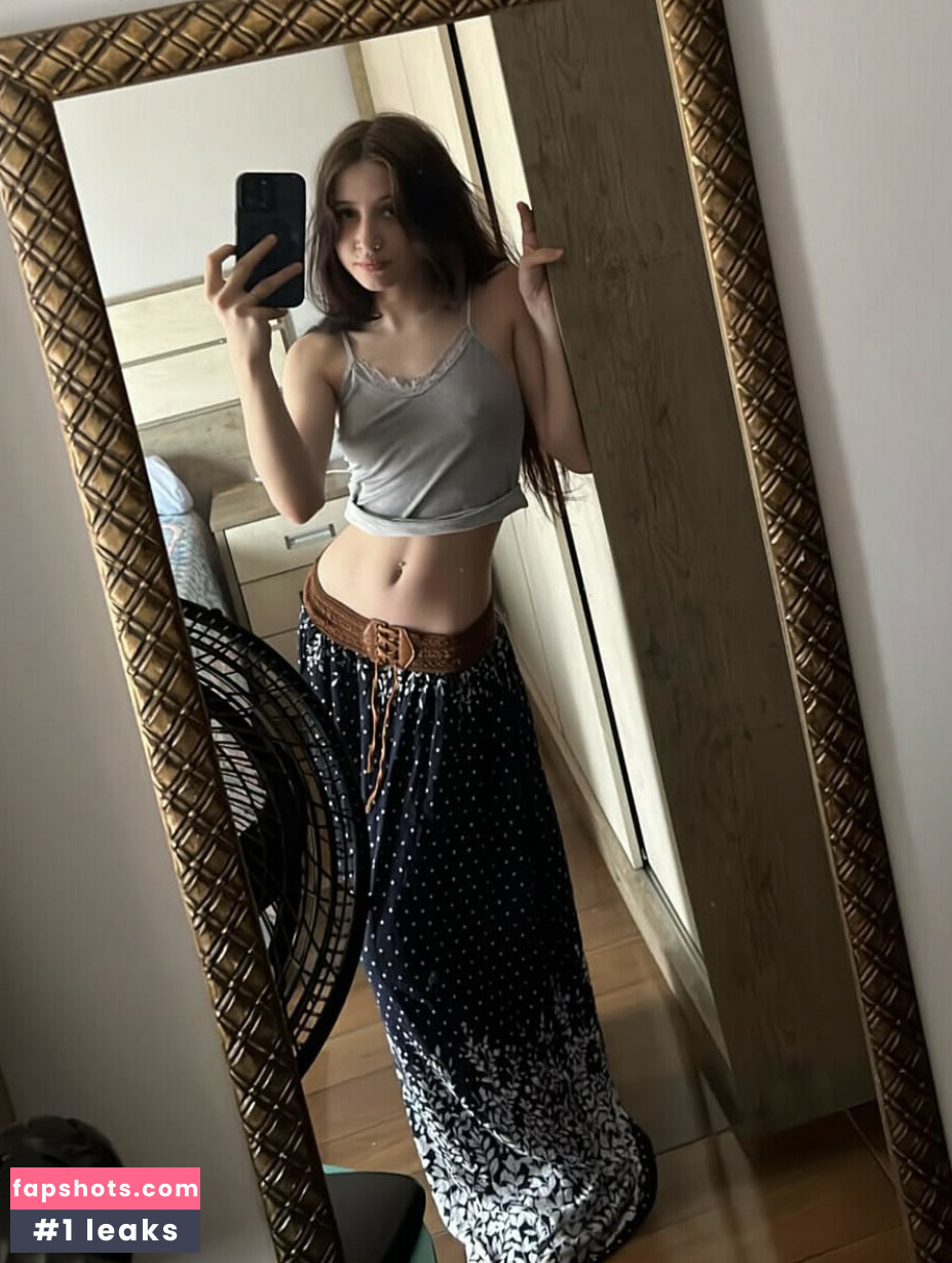 te_manca_guria nude babe gallery