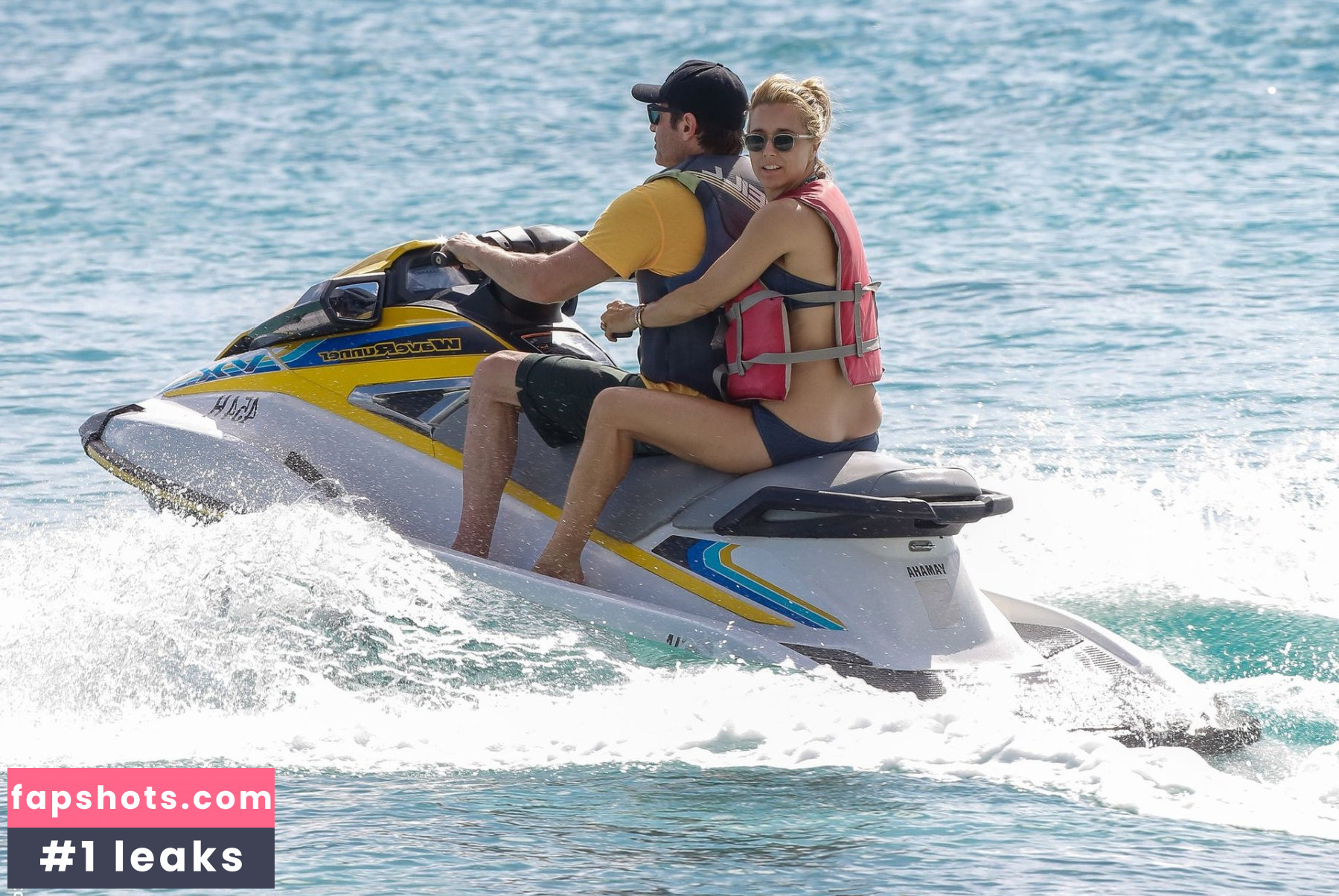 Téa Leoni gallery photo #109