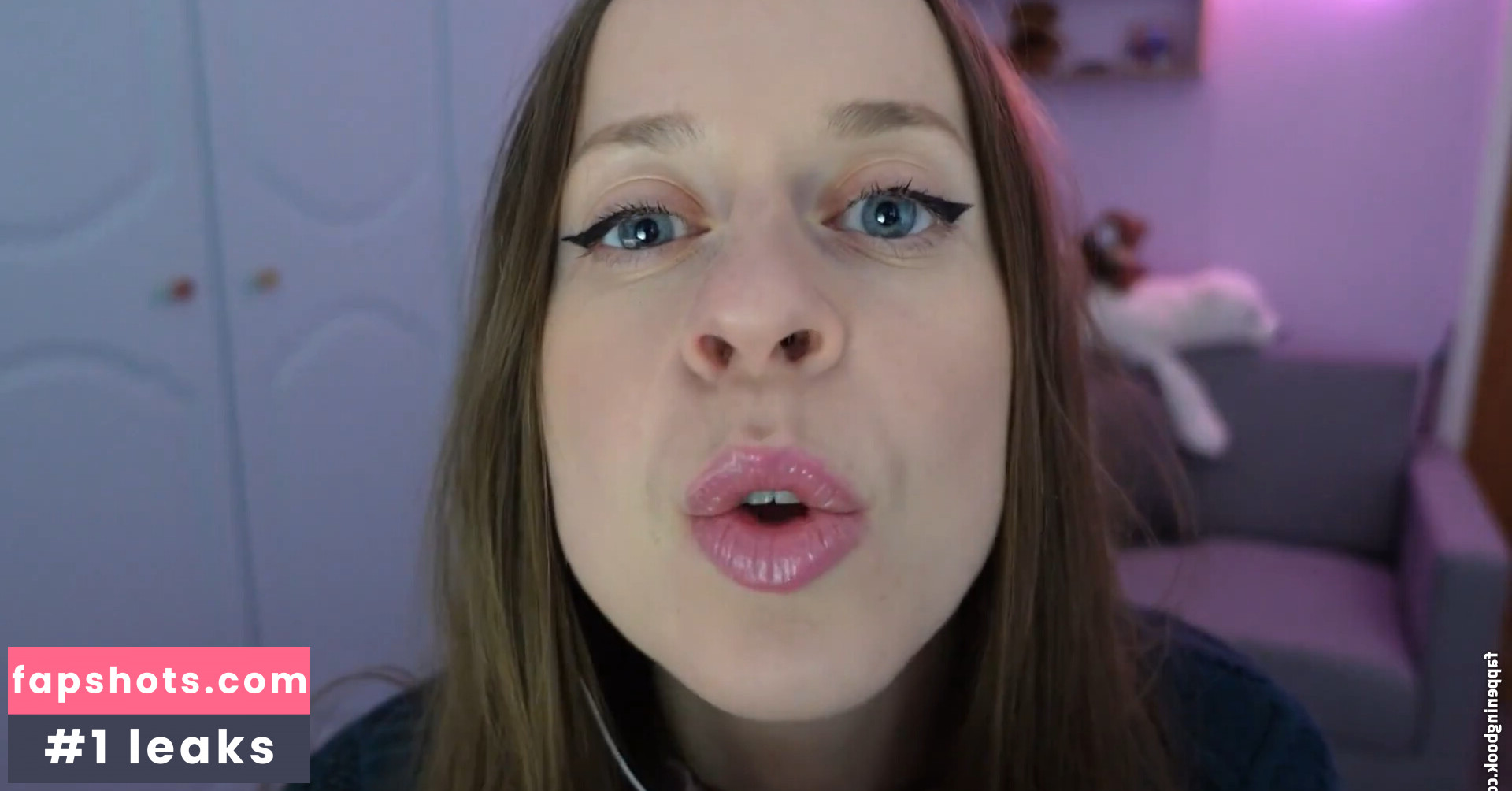 Tea Time Tingles ASMR gallery photo #11