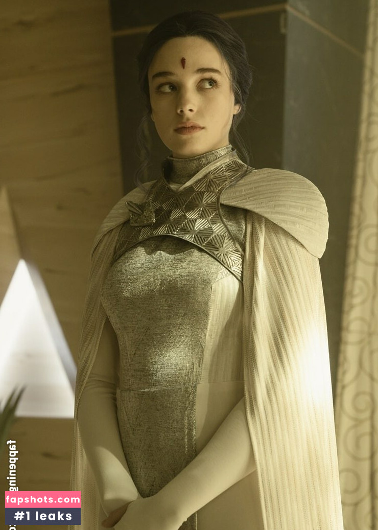 Teagan Croft gallery photo #104