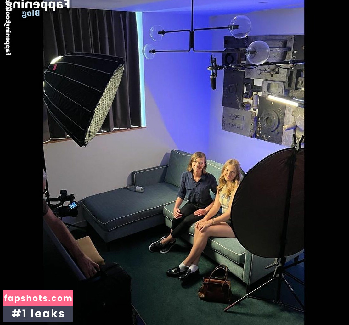 Teagan Croft gallery photo #51