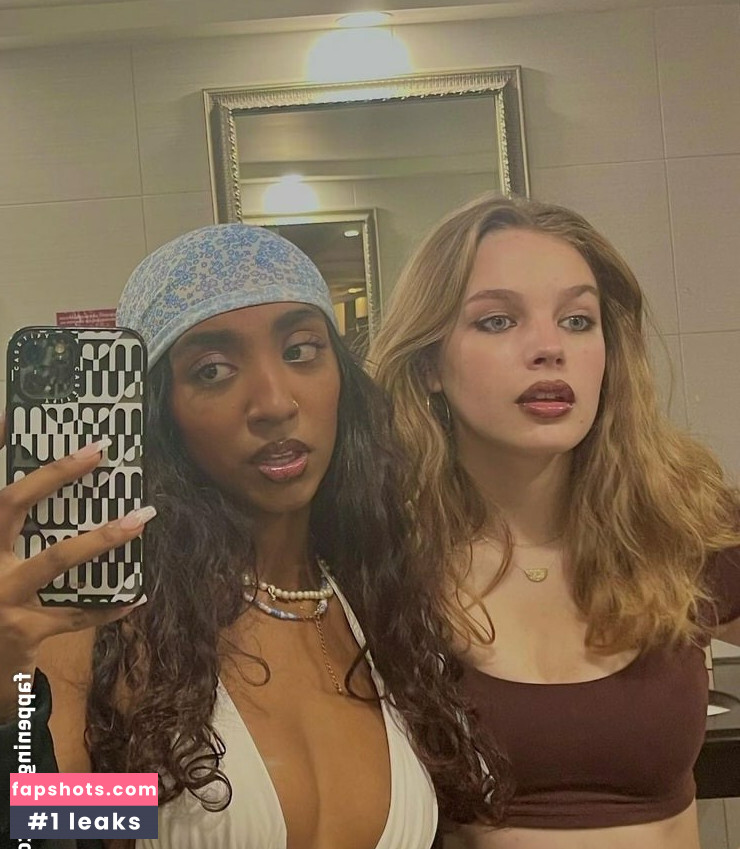 Teagan Croft gallery photo #96