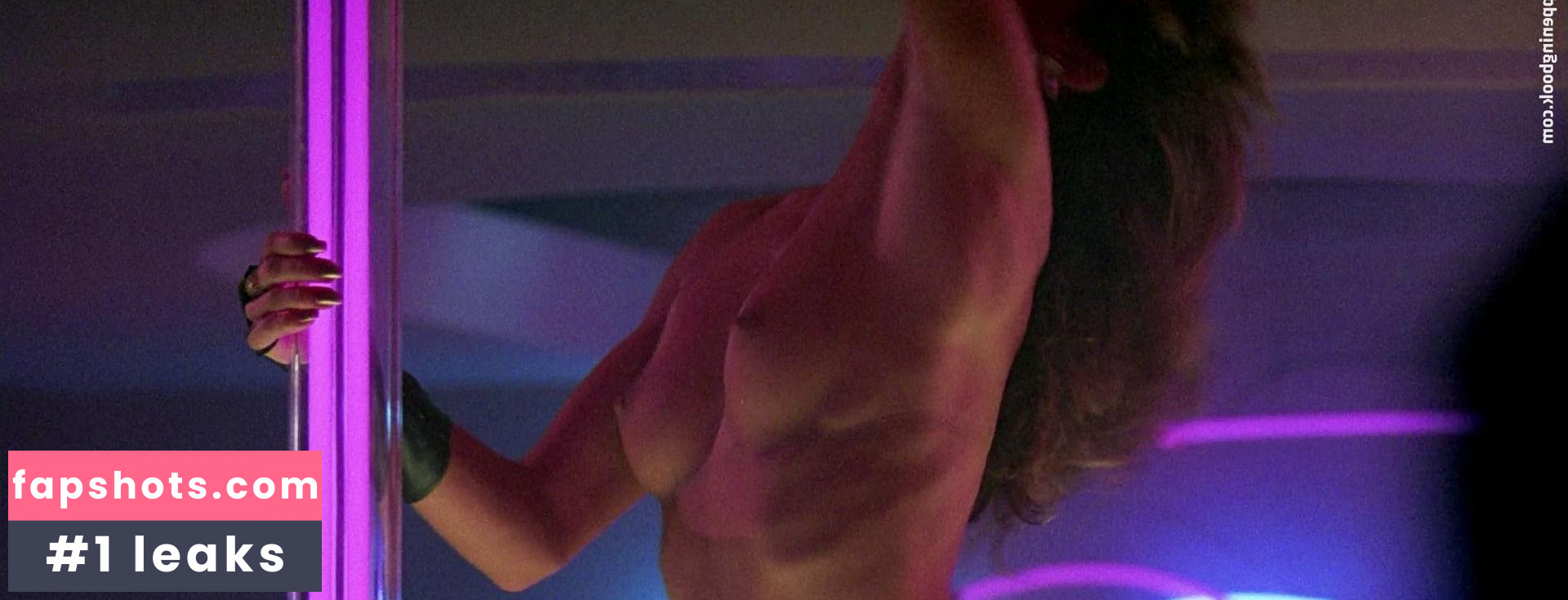 Teal Roberts gallery photo #12