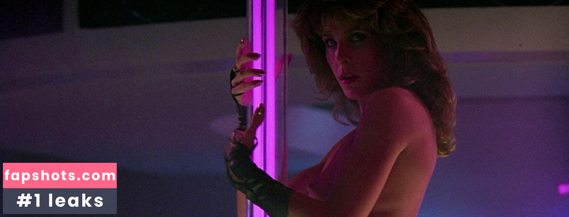 Teal Roberts gallery photo #13