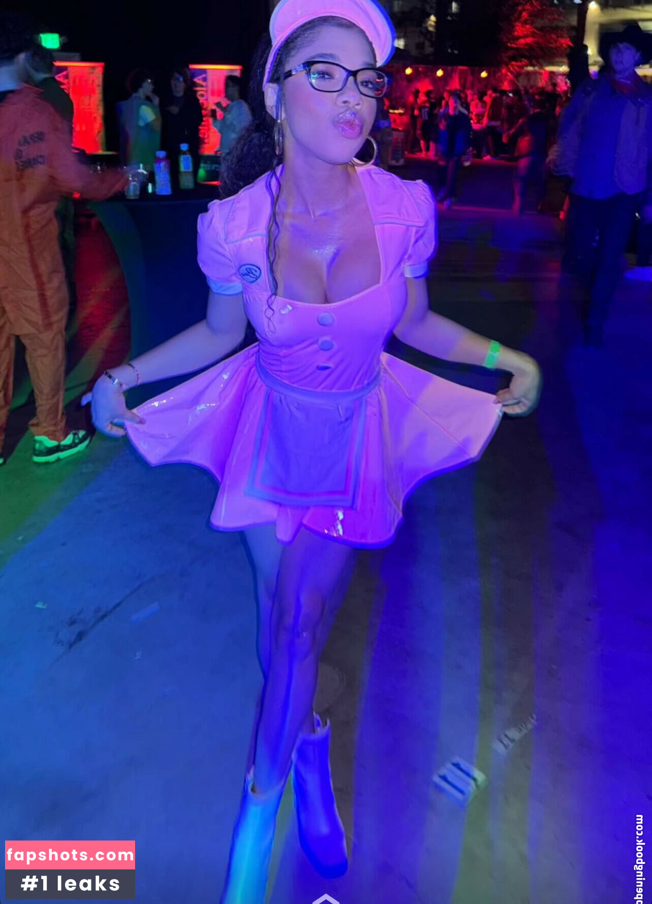 Teala Dunn gallery photo #39