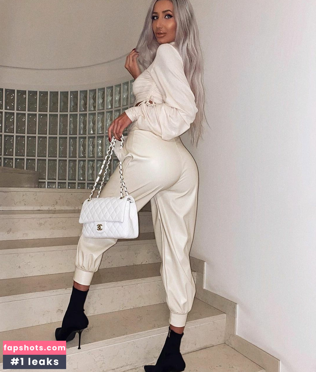 Teclye Christy gallery photo #14