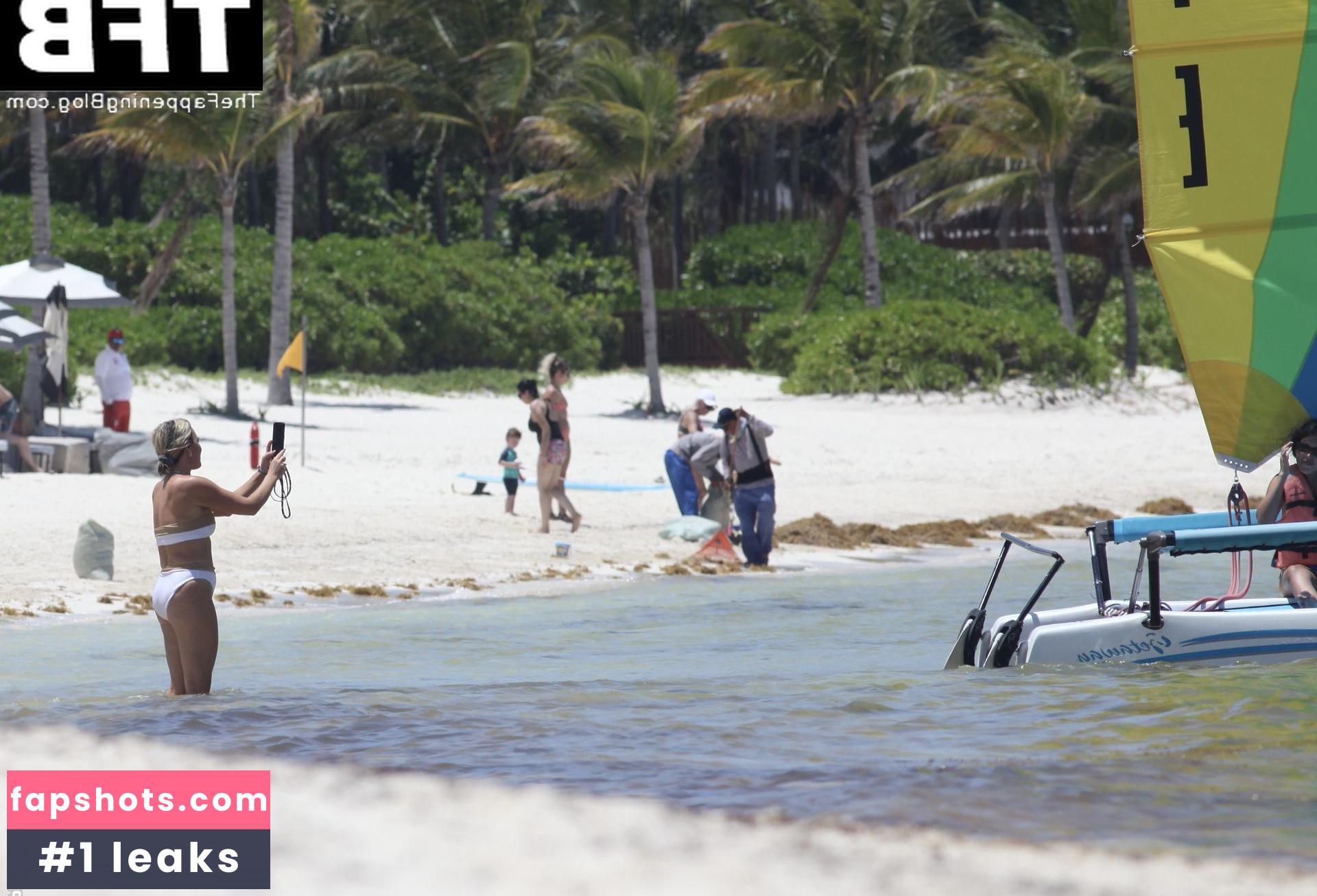 Teddi Mellencamp Arroyave gallery photo #4