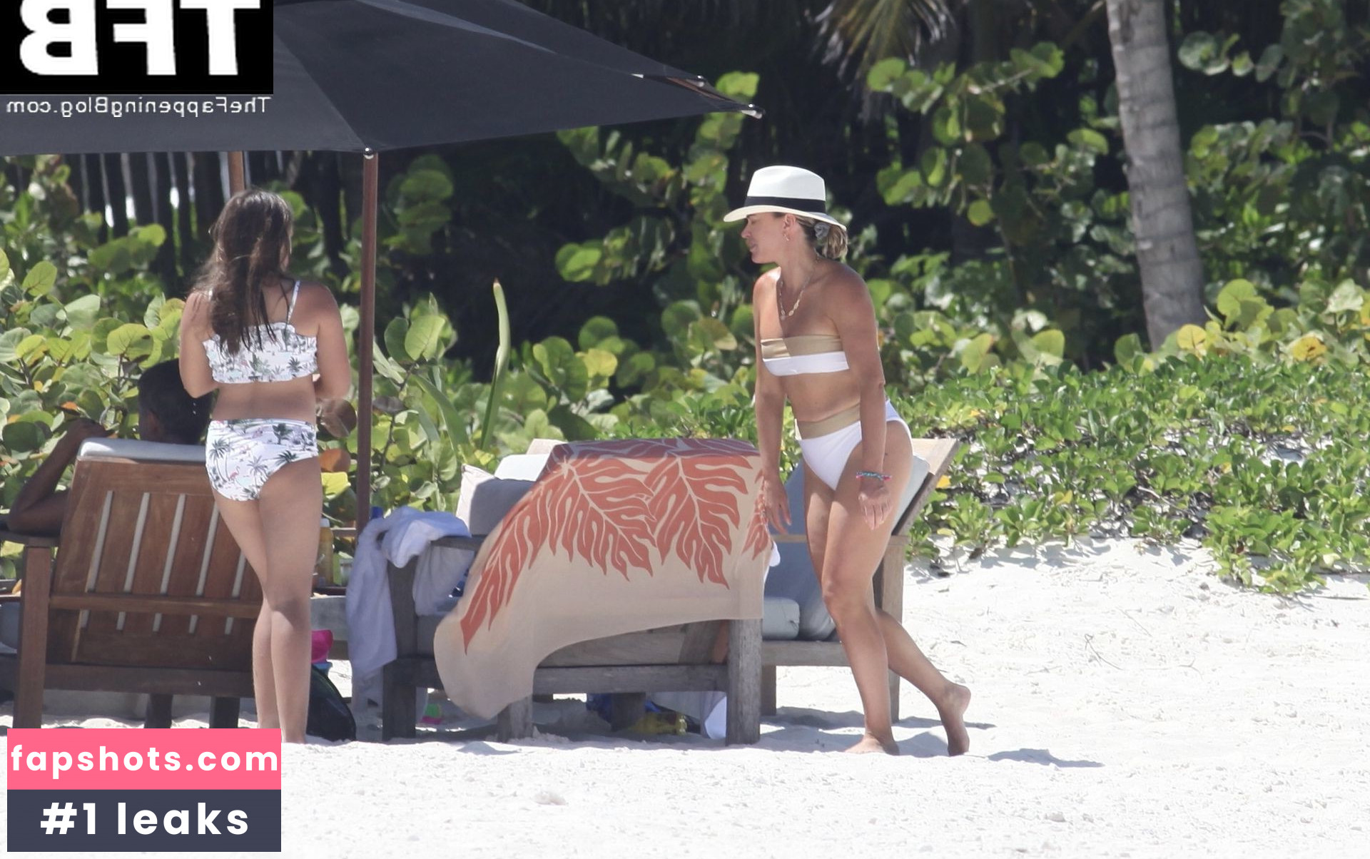 Teddi Mellencamp Arroyave gallery photo #32