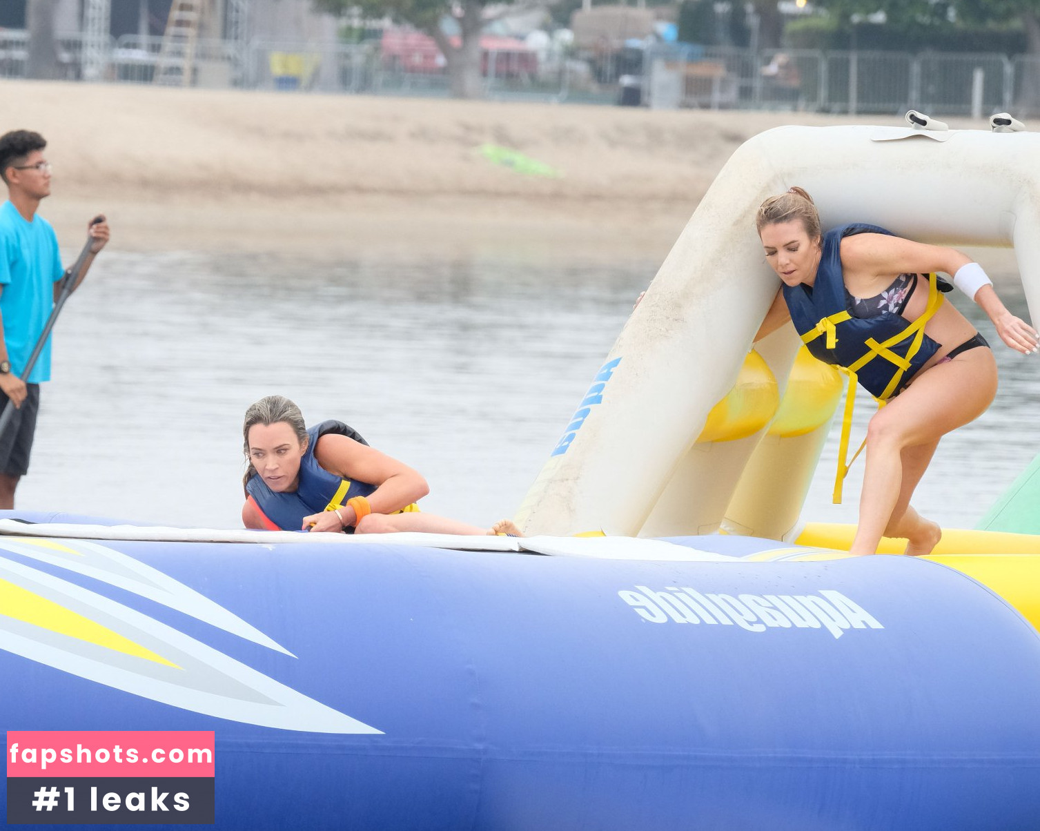 Teddi Mellencamp Arroyave gallery photo #63