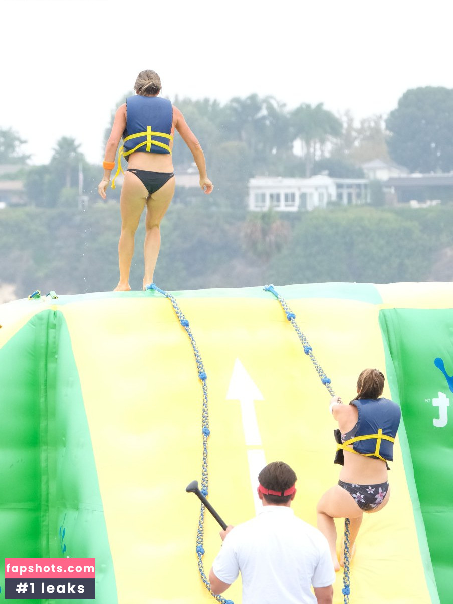 Teddi Mellencamp Arroyave gallery photo #70