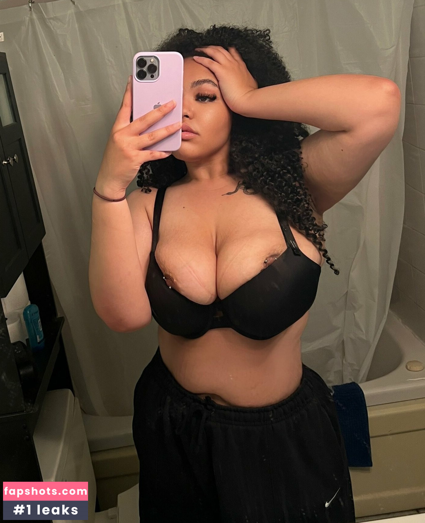 Teeee gallery photo #39