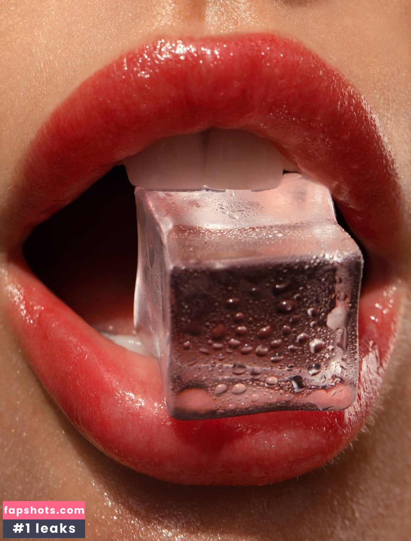 Teela LaRoux gallery photo #60