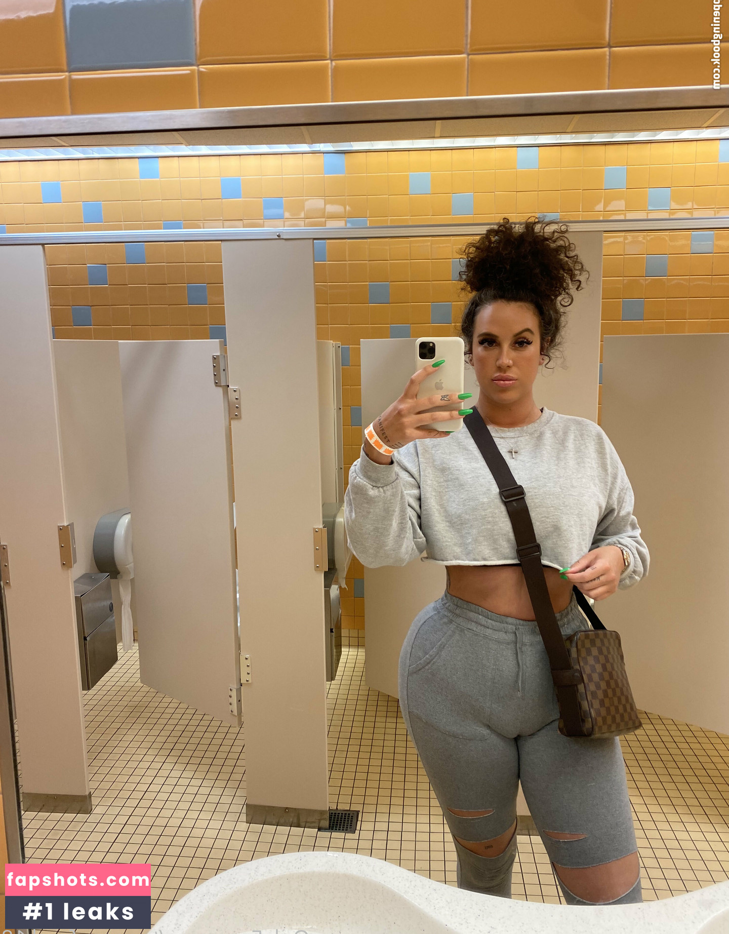 Teenagefreak18 gallery photo #19