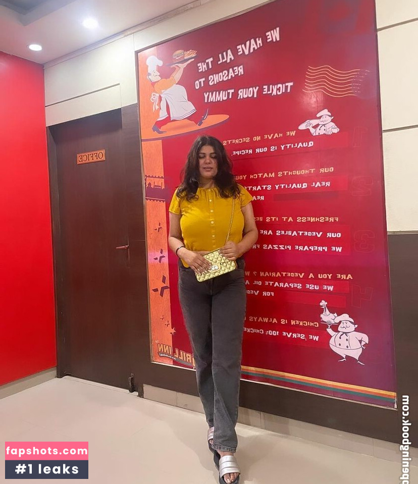 tejaswi_pandeyy gallery photo #9