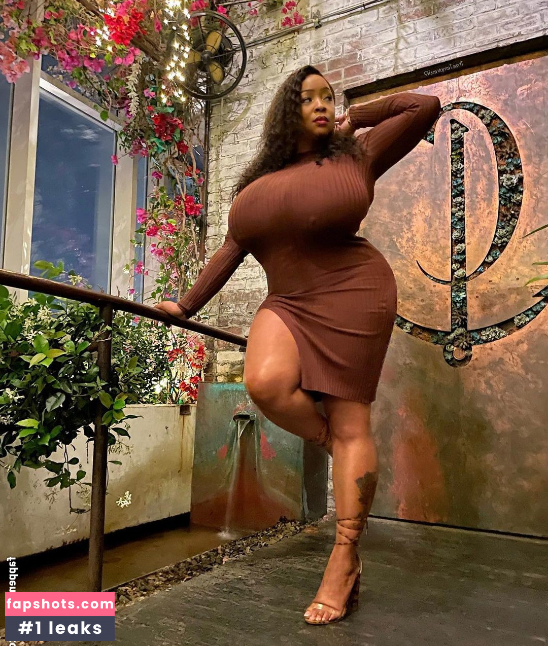 temptress119 gallery photo #83