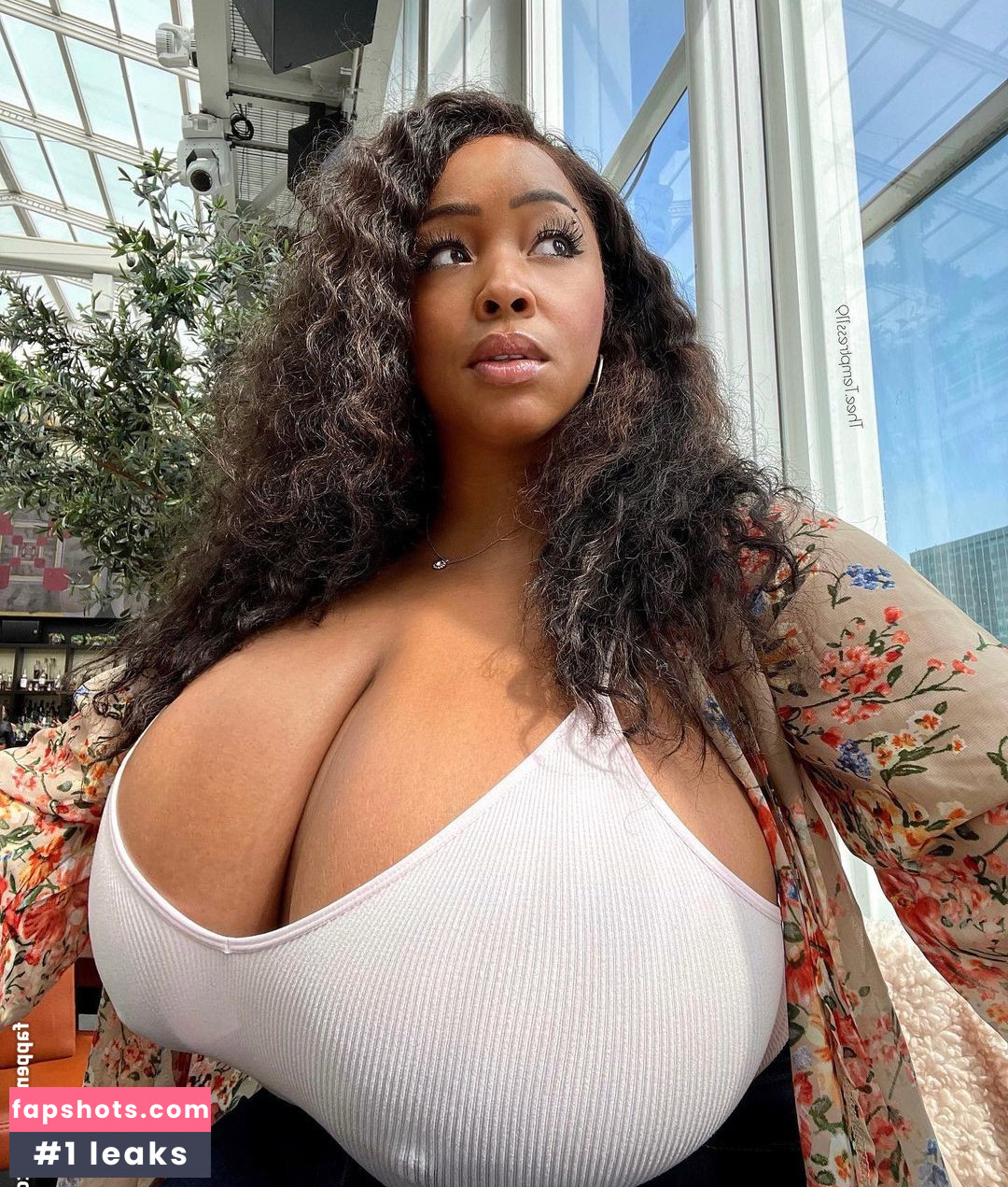 temptress119 gallery photo #85