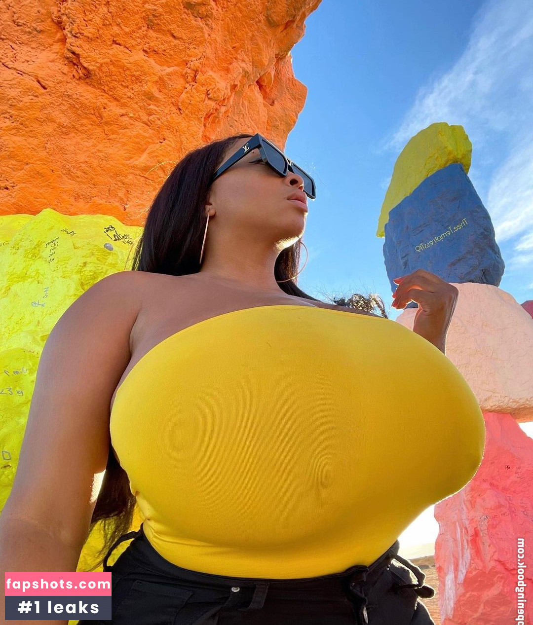 temptress119 gallery photo #87